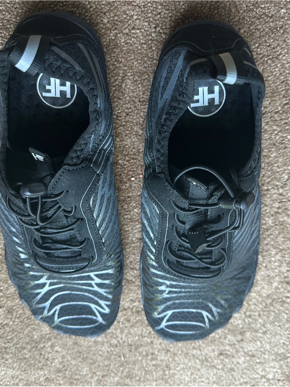 HF Women’s barefoot Shoes - black size 8.5